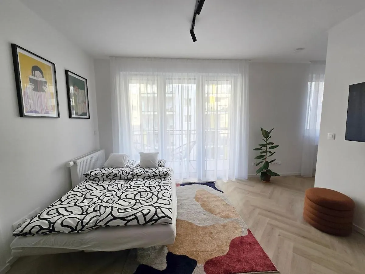 B14 Studio Apartment Budapest